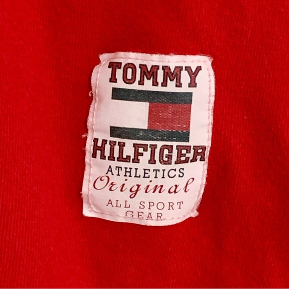 Vintage 90s Tommy Hilfiger T-Shirt - Picture 3 of 5